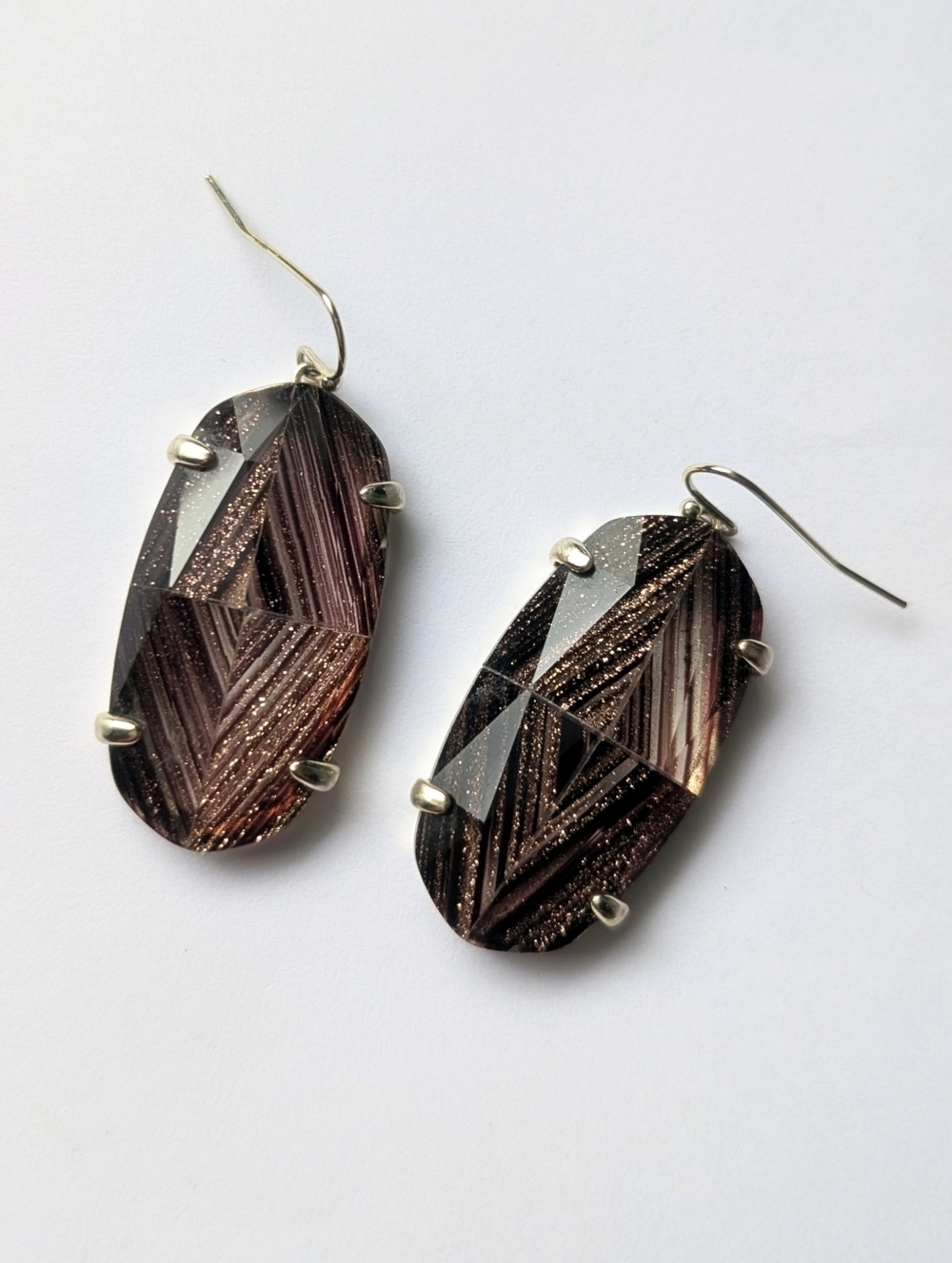 Kendra Scott Esme Gold Drop Earrings in Brown Dusted Glass